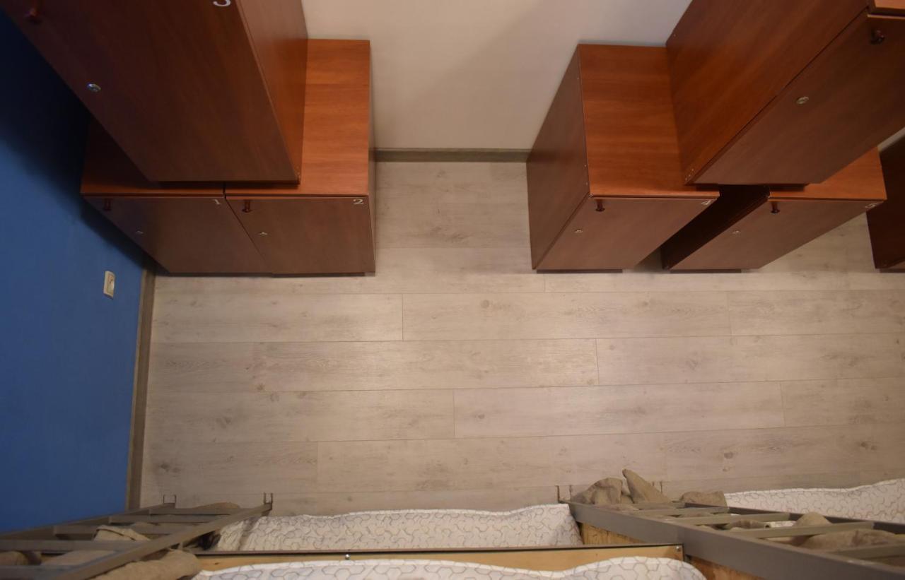 יירבאן Sleep Studio Hostel מראה חיצוני תמונה