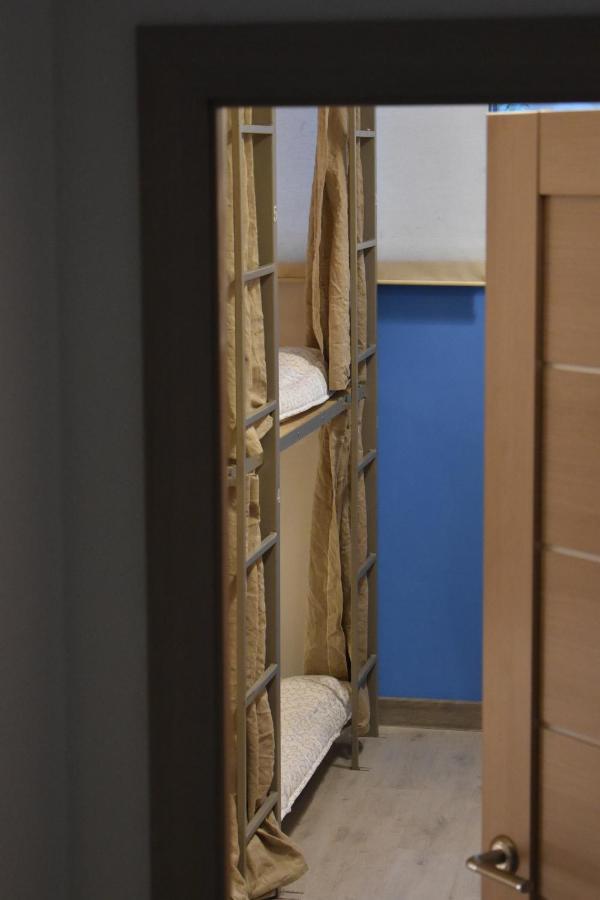 יירבאן Sleep Studio Hostel מראה חיצוני תמונה