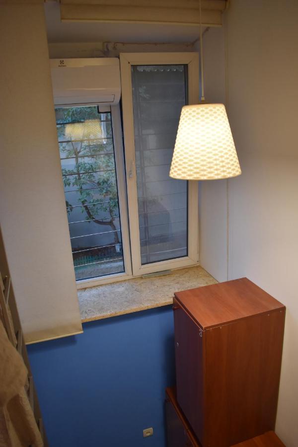 יירבאן Sleep Studio Hostel מראה חיצוני תמונה