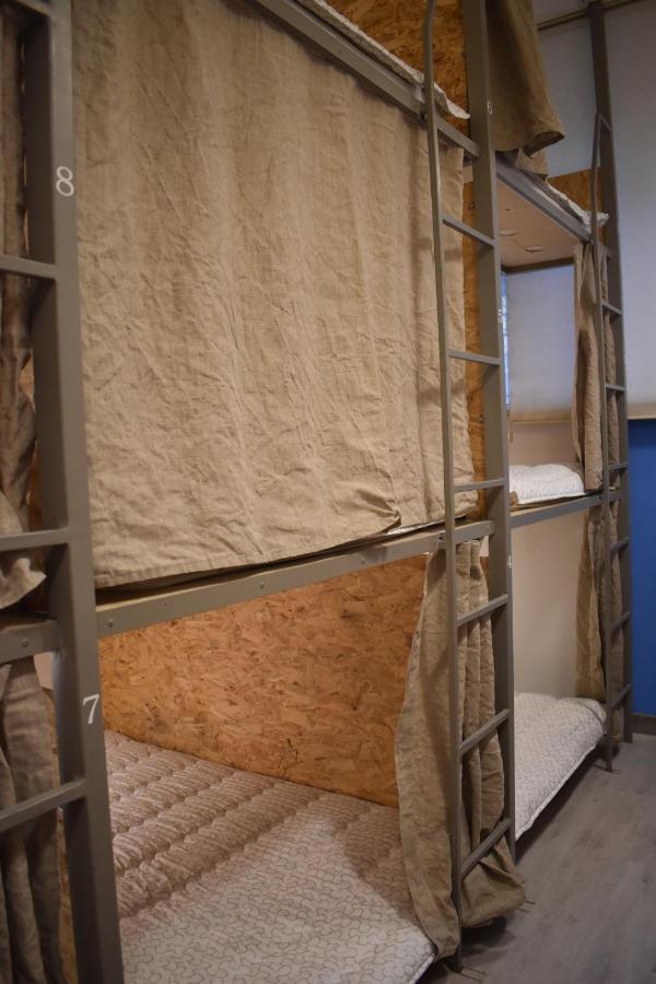 יירבאן Sleep Studio Hostel מראה חיצוני תמונה