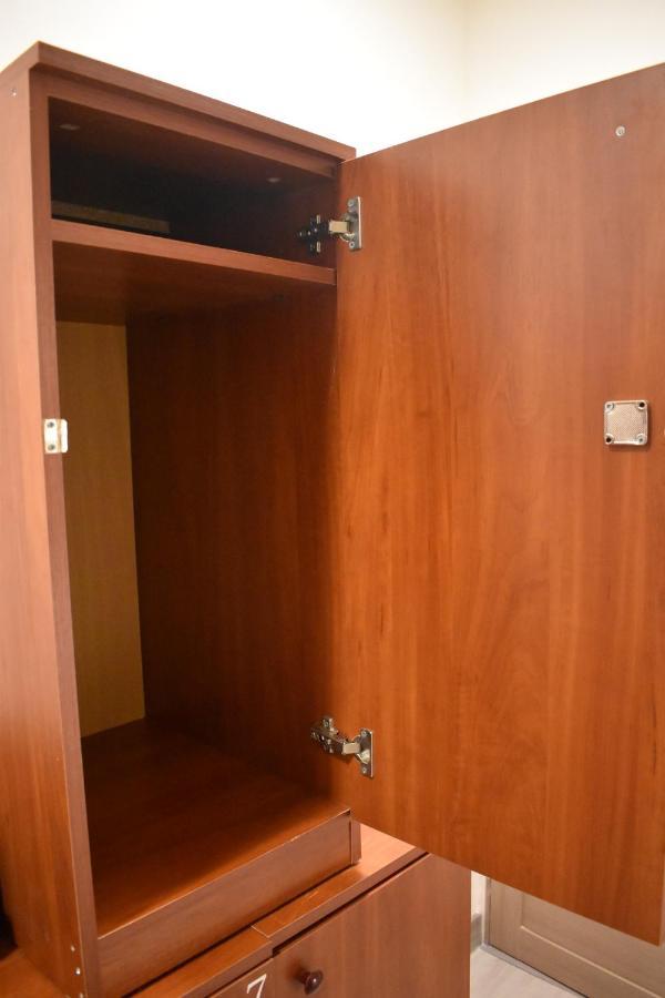 יירבאן Sleep Studio Hostel מראה חיצוני תמונה