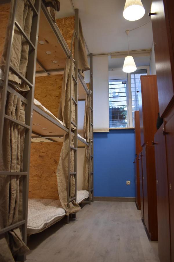 יירבאן Sleep Studio Hostel מראה חיצוני תמונה